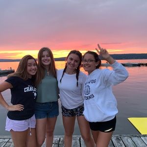 Meet your Posher, Helen